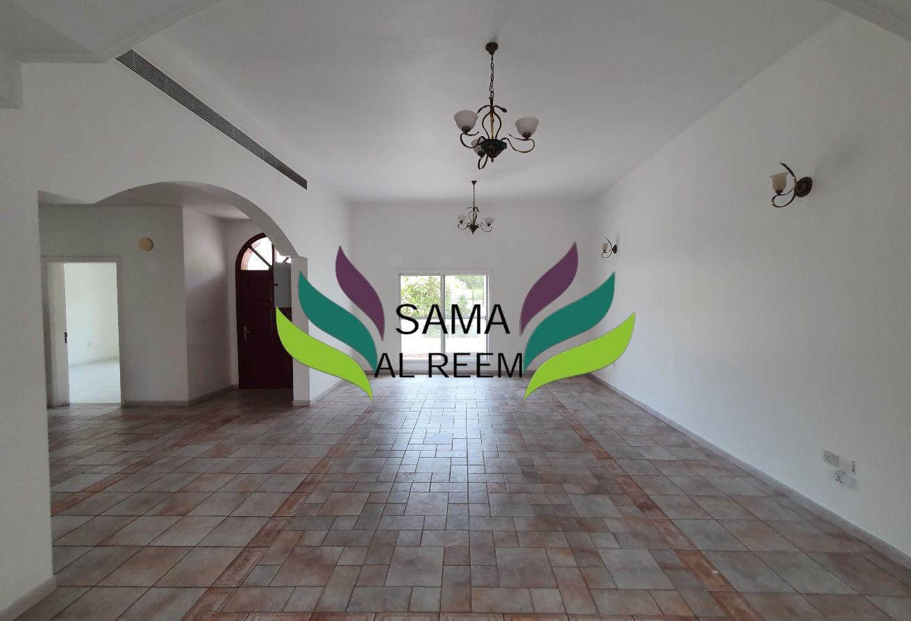 4 Bed Independent Villa | Maid | Umm Suqeim 1 photo 4