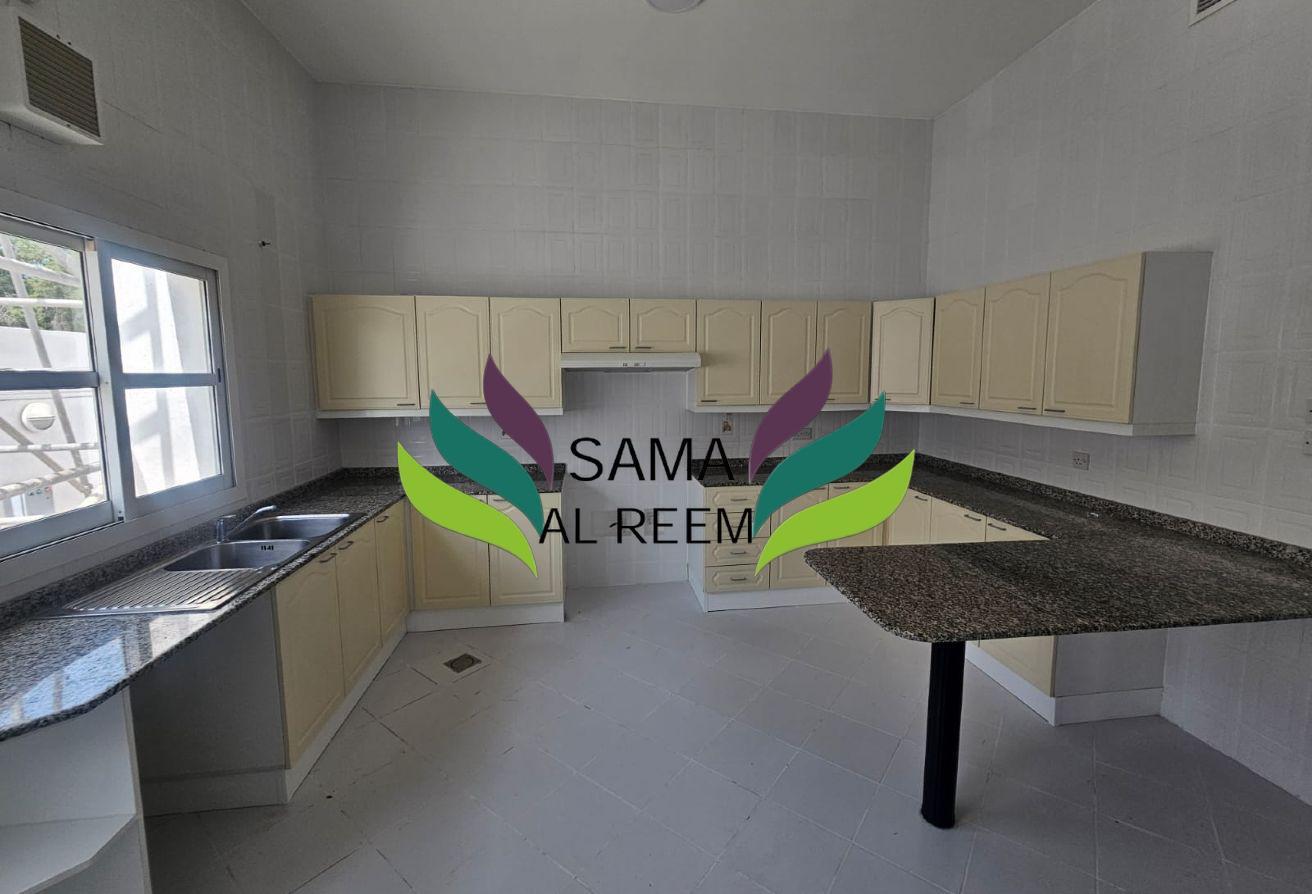 4 Bed Independent Villa | Maid | Umm Suqeim 1 photo 9
