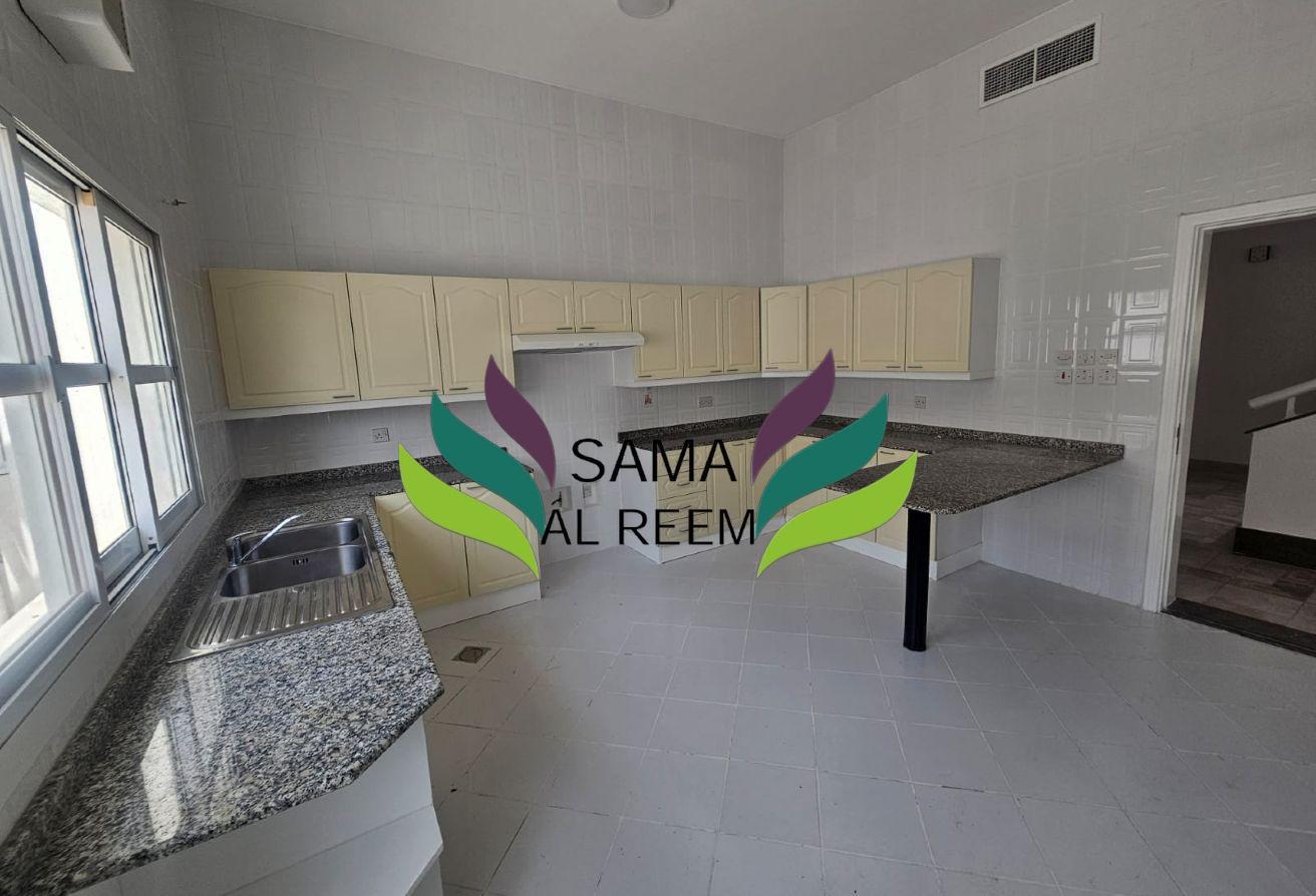 4 Bed Independent Villa | Maid | Umm Suqeim 1 photo 8