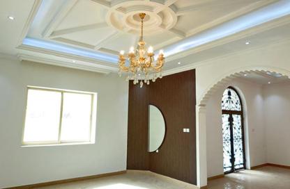 Villa - 5 - 6 for rent in Al Raqaib 1 - Al Raqaib - Ajman