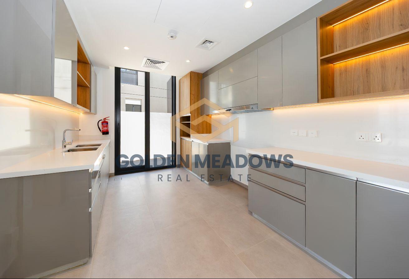Exclusive Type F | 4 Bed Villa | Landscaped Garden photo 11