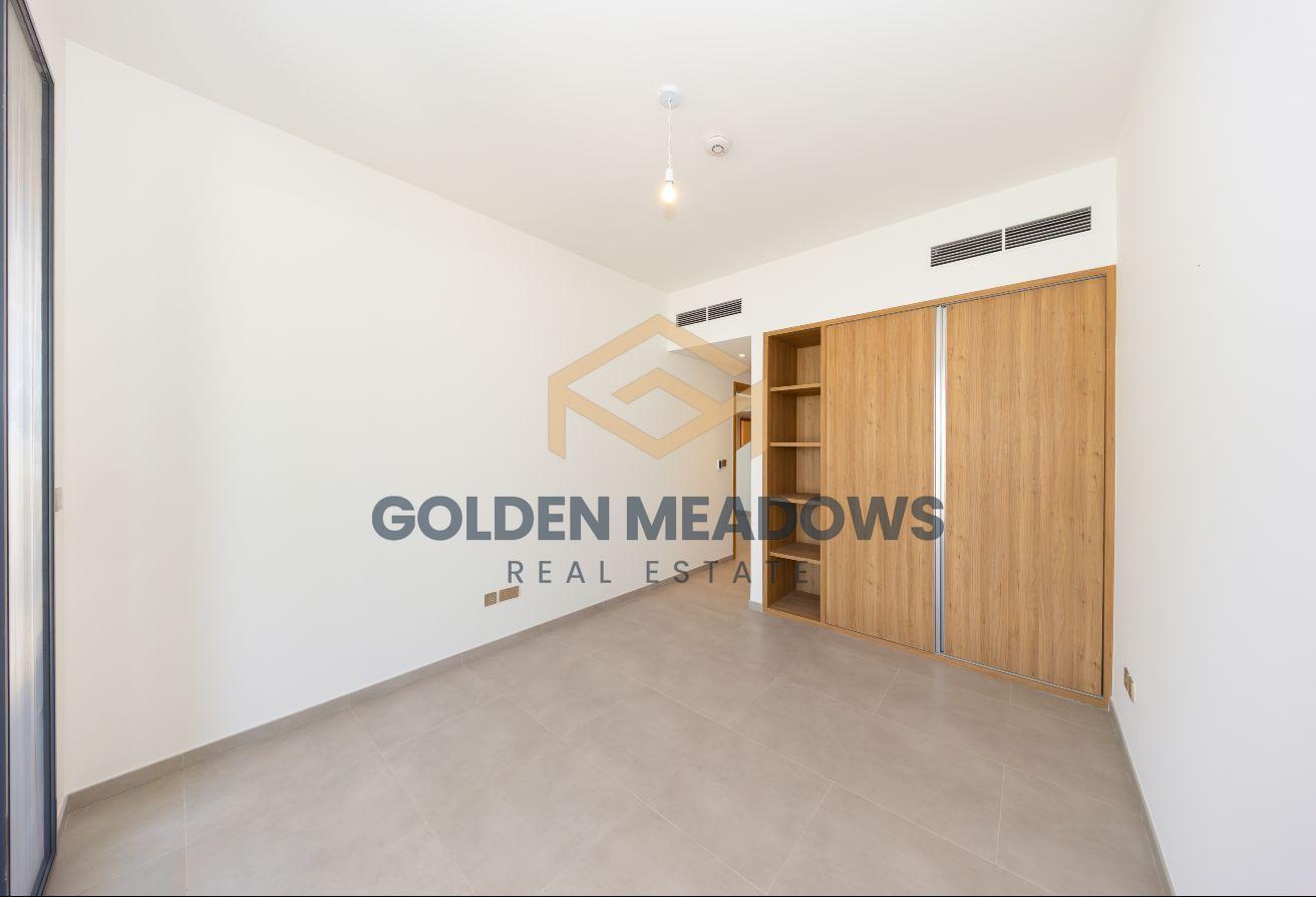 Exclusive Type F | 4 Bed Villa | Landscaped Garden photo 5