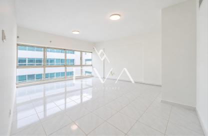 Apartment - 1 - 2 for rent in AAAF 2 Building - Al Mankhool - Bur Dubai - Dubai
