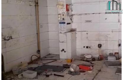 Shop - Studio for rent in Karama 1 Building - Al Karama - Bur Dubai - Dubai Shop - Studio for rent in Karama 1 Building - Al Karama - Bur Dubai - Dubai