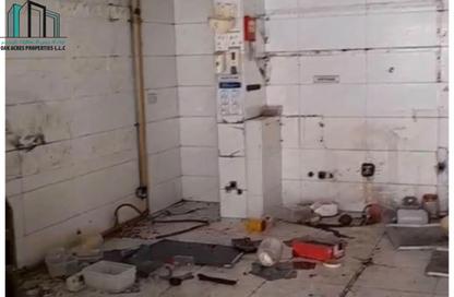 Shop - Studio for rent in Karama 1 Building - Al Karama - Bur Dubai - Dubai Shop - Studio for rent in Karama 1 Building - Al Karama - Bur Dubai - Dubai