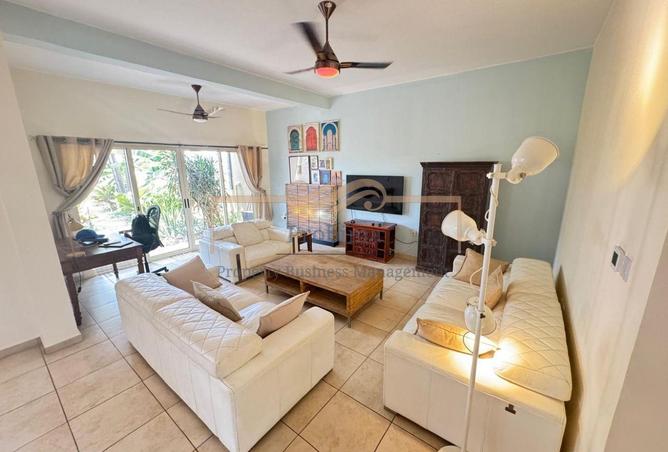 70279928 - Property Image 2