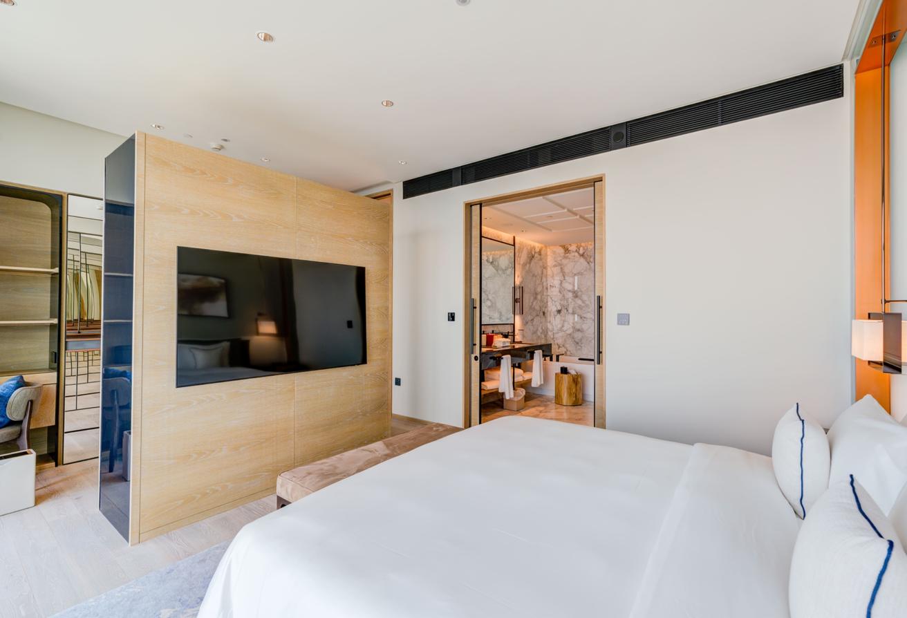 Multiple Units & Views | Serviced |One&Only Zaabel photo 13