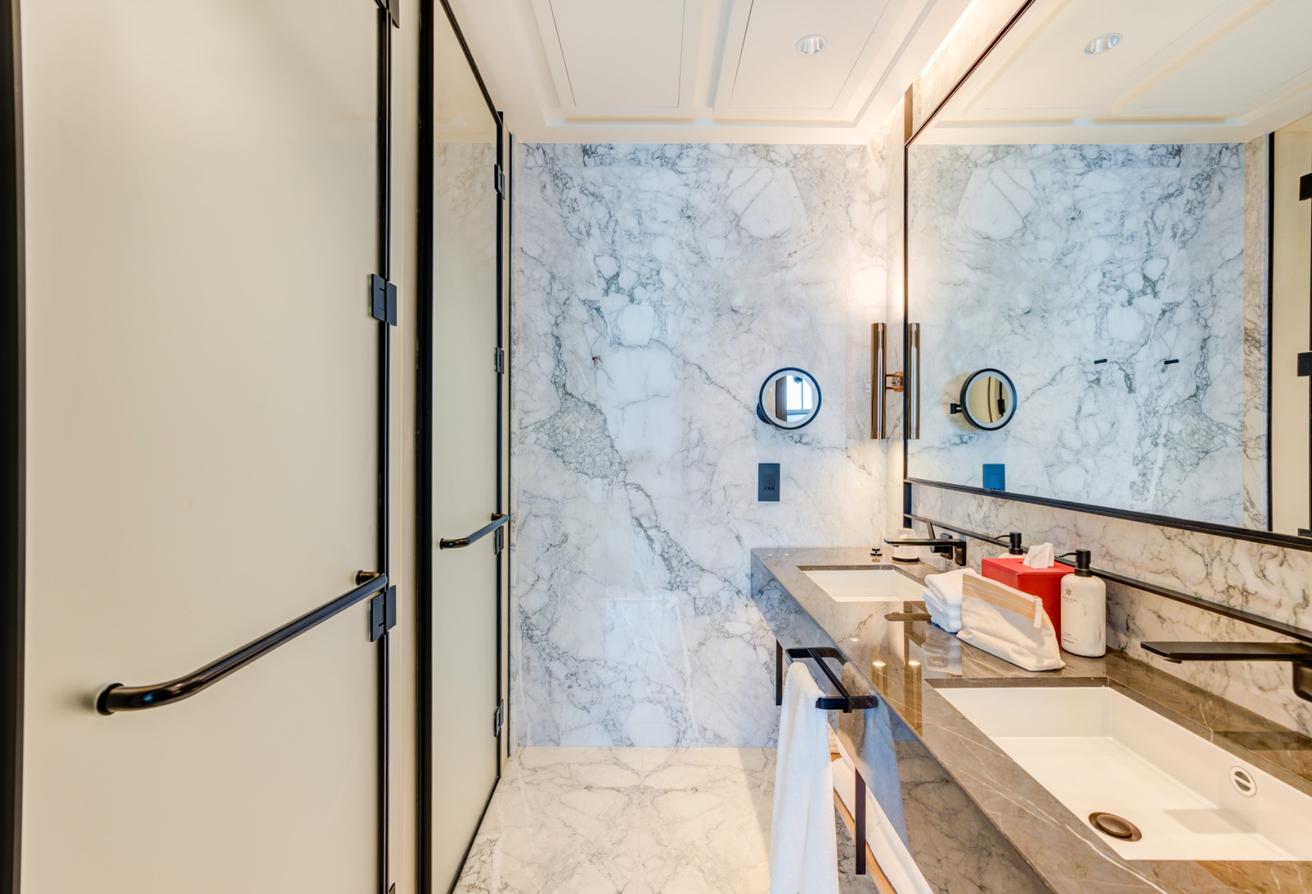 Multiple Units & Views | Serviced |One&Only Zaabel photo 16