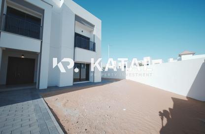 Villa - 6 - 7+ for sale in Fay Alreeman - Al Shamkha - Abu Dhabi Villa - 6 - 7+ for sale in Fay Alreeman - Al Shamkha - Abu Dhabi