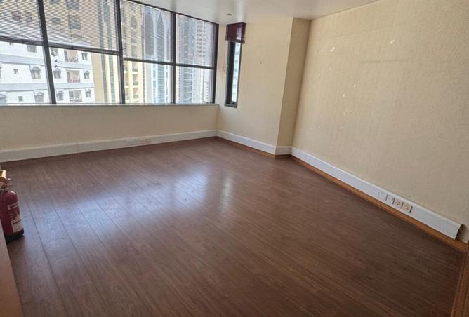 121116915 - Property Image 3