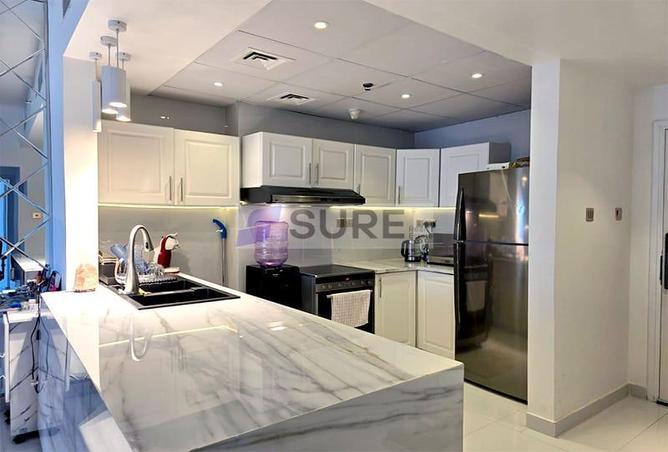 94015244 - Property Image 3