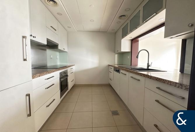 One Bedroom | Unfurnished | Upgraded Unit photo 3