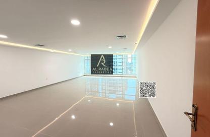 Penthouse - 3 Bedrooms - 4 Bathrooms for rent in Liwara 1 - Ajman