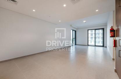 Apartment - 2 Bedrooms - 2 Bathrooms for rent in Seagate Building 3 - Seagate - Mina Rashid - Dubai