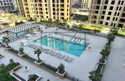 Apartment - 2 Bedrooms - 2 Bathrooms for rent in Al Jazi 2 - Madinat Jumeirah Living - Umm Suqeim - Dubai