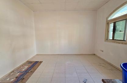 Apartment - Studio - 1 for rent in Fire Station Road - Muwaileh - Sharjah