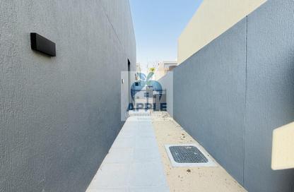 Villa - 4 - 5 for rent in Saro - Masaar - Tilal City - Sharjah
