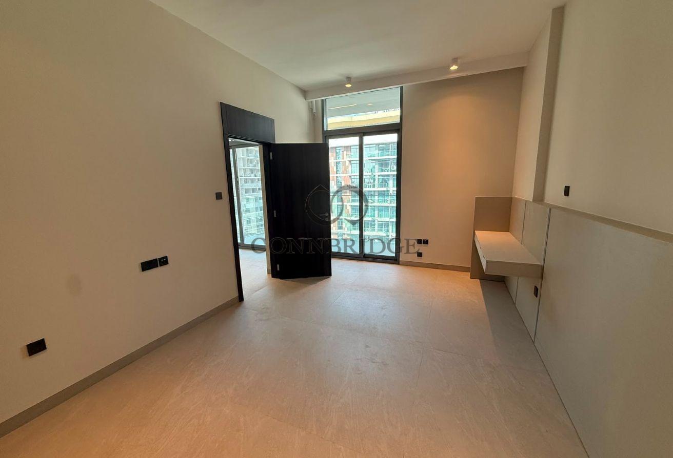 Ready to Move In | BrandNew | Semi-Furnished 1BR photo 4