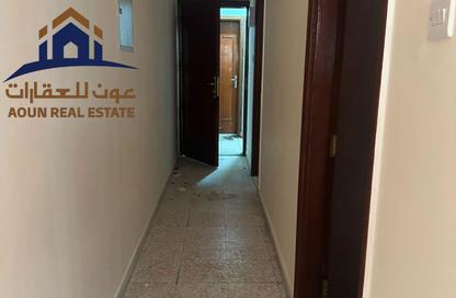 Apartment - Studio - 1 Bathroom for rent in Thani Yarmook Building - Halwan - Sharjah