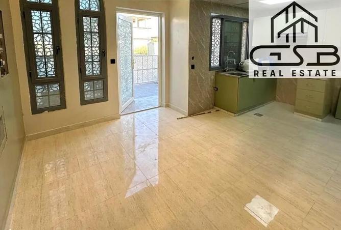 71128243 - Property Main Image