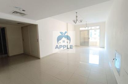 Apartment - 2 Bedrooms - 3 Bathrooms for rent in Muwaileh 3 Building - Muwaileh - Sharjah