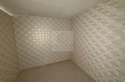 Office Space - Studio - 1 Bathroom for rent in Al Etihad Building - Port Saeed - Deira - Dubai