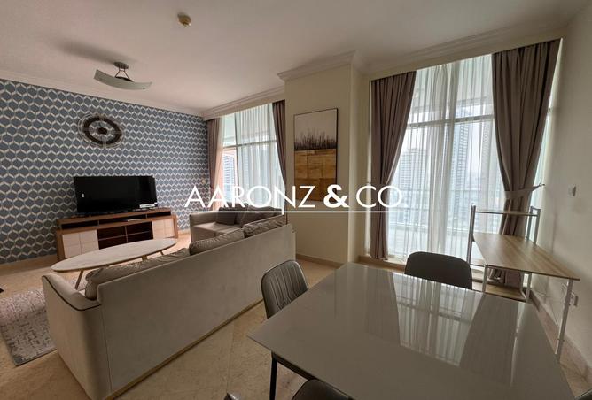 67453017 - Property Image 3