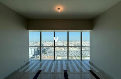 Apartment - 2 Bedrooms - 2 Bathrooms for rent in Sama Tower - Sheikh Zayed Road - Dubai
