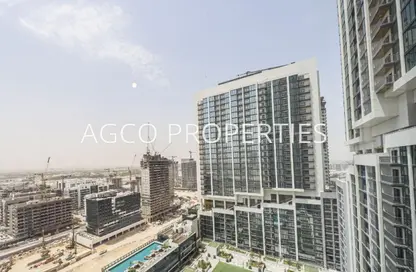 شقة - غرفة نوم - 2 حمامات للبيع في برج The Crest B - ذا كريست - صبحا هارتلاند - مدينة الشيخ محمد بن راشد - دبي