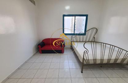 Apartment - 1 - 1 for rent in Taliatela Street - Al Nahda - Sharjah