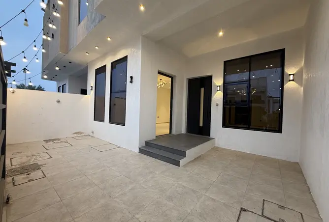 166081926 - Property Image 3