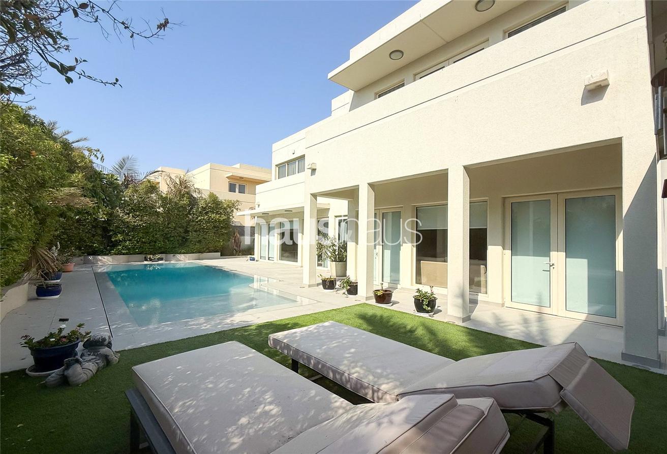 Upgraded | Private Pool | Corner Plot | Extended photo 19