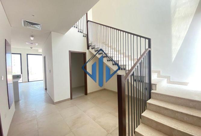 99560353 - صورة العقار 2