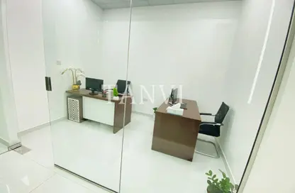 Office Space - 1 Bedroom - 1 Bathroom for rent in Red Avenue - Al Garhoud - Dubai