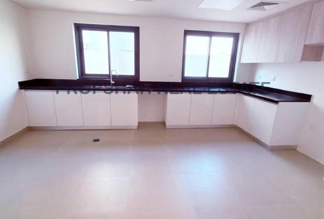 142844471 - Property Image 3