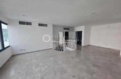 Bungalow - 3 Bedrooms - 4 Bathrooms for rent in Al Khaleej Centre Area - Al Raffa - Bur Dubai - Dubai