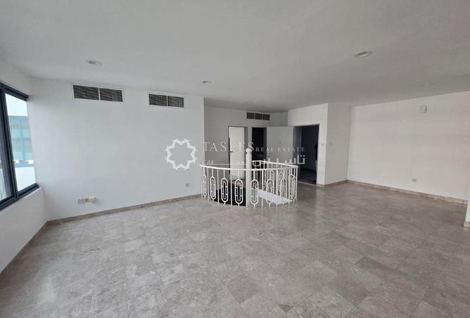 135603507 - Property Image 2