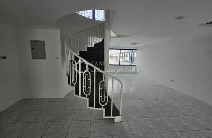 Bungalow - 3 Bedrooms - 4 Bathrooms for rent in Al Khaleej Centre Area - Al Raffa - Bur Dubai - Dubai