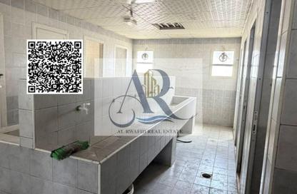 سكن عمال - استوديو - 8 حمامات للايجار في الجرف 3 - الجرف - عجمان وسط المدينة - عجمان