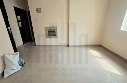 Apartment - 1 - 1 for rent in Fire Station Road - Muwaileh - Sharjah Apartment - 1 - 1 for rent in Fire Station Road - Muwaileh - Sharjah