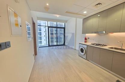 Apartment - 1 Bedroom - 2 Bathrooms for rent in Azizi Riviera 25 - Azizi Riviera - Meydan One - Meydan - Dubai