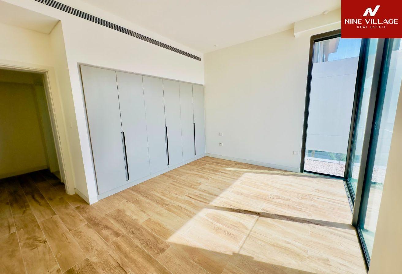 Ready To Move | 4-Bedroom | Unique Layout photo 11