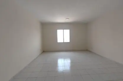 Apartment - Studio - 1 Bathroom for rent in Building L07 - Greece Cluster - International City - Dubai