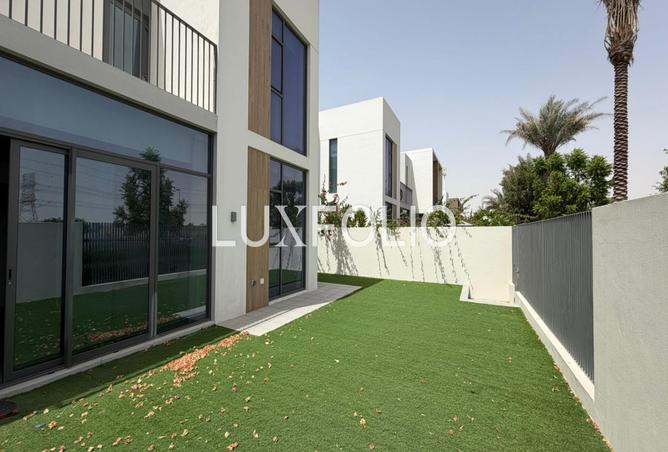 93993536 - صورة العقار 3