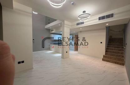 Townhouse - 2 Bedrooms - 3 Bathrooms for rent in Rukan 3 - Rukan - Dubai