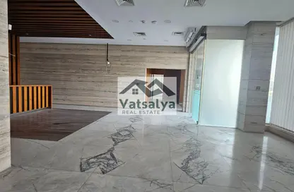 Retail - Studio - 4 Bathrooms for rent in Al Quoz Industrial Area 3 - Al Quoz Industrial Area - Al Quoz - Dubai