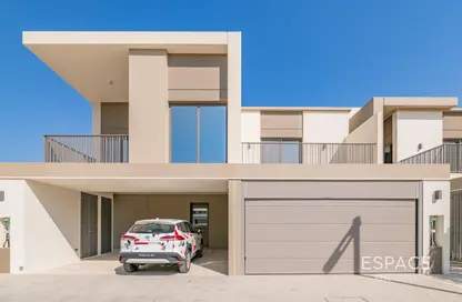 Townhouse - 3 Bedrooms - 4 Bathrooms for rent in Aura Gardens - Tilal Al Ghaf - Dubai