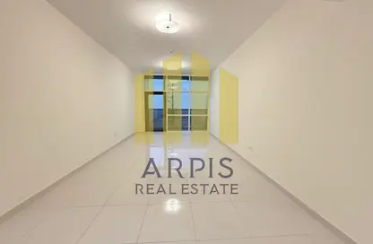 شقة - 3 غرف نوم - 4 حمامات للايجار في برج دوجا - شارع الشيخ زايد - دبي