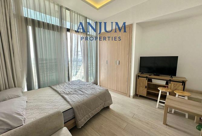 FULLY FURNISHED | LOWEST PRICE | POOL VIEW photo 3
