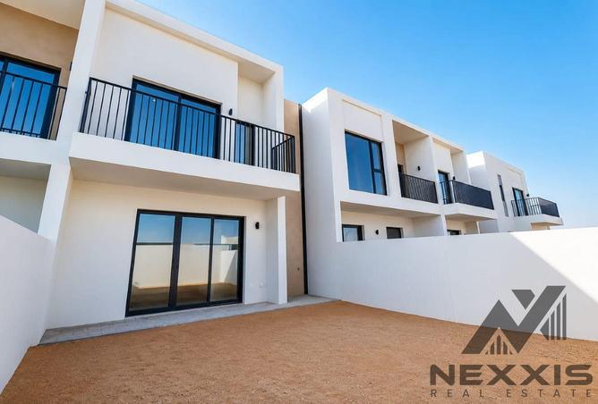 98708189 - Property Image 2